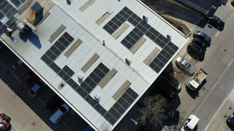 Instalación de placas solares llave en mano de Lumio
